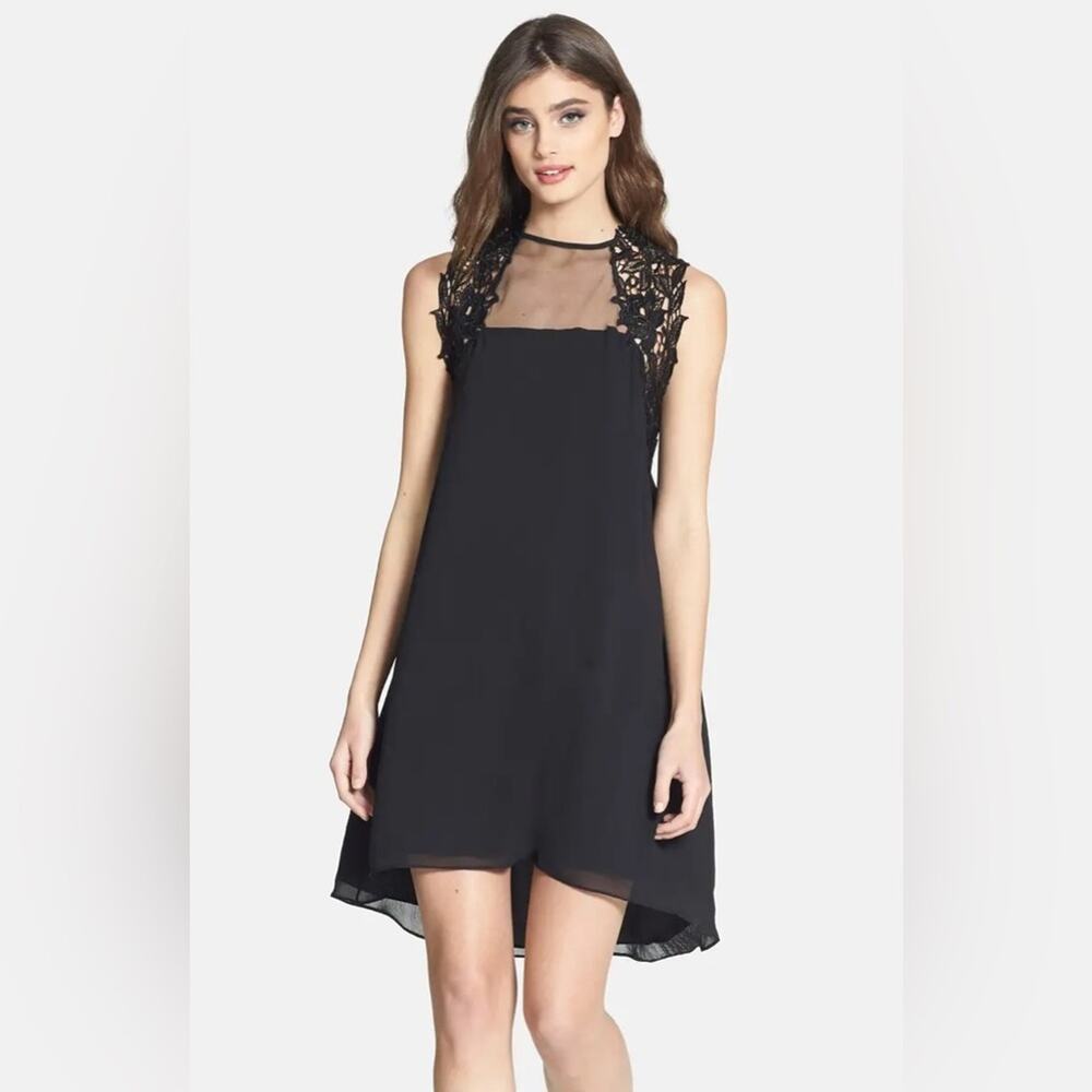 Dress the Population Ella Mini Dress Embroidered Size S